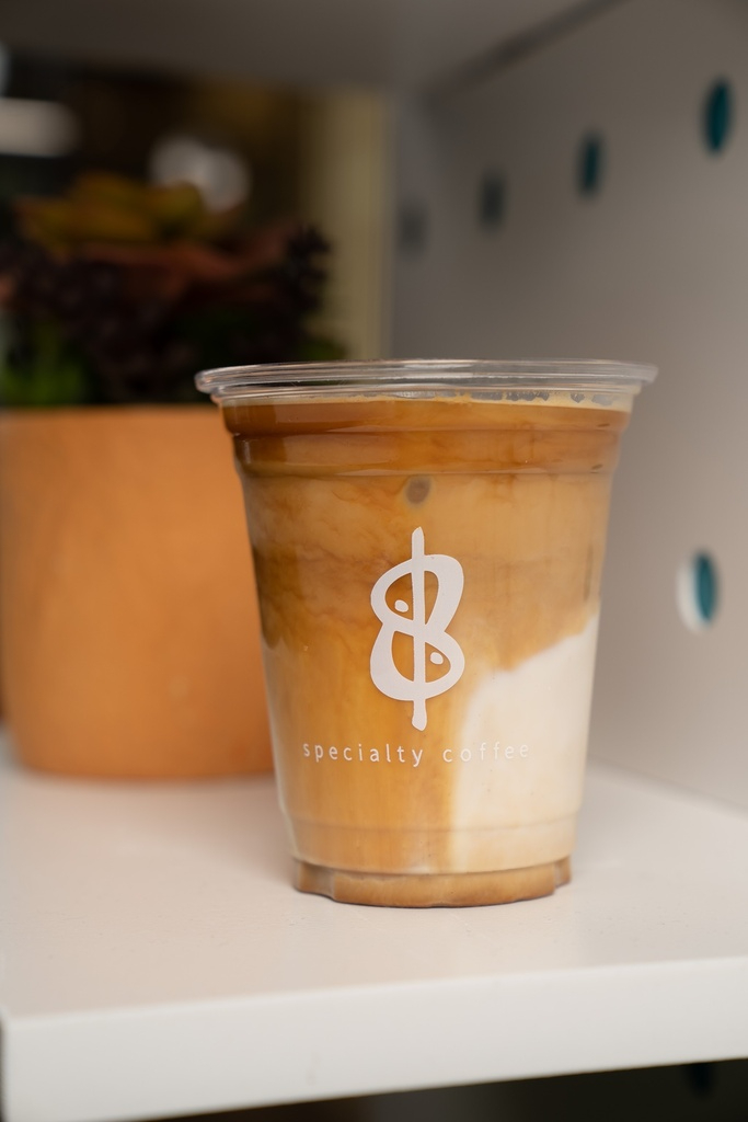 cold flat white W/oat milk  ETHIOPIA/ فلات وايت بحليب الشوفان