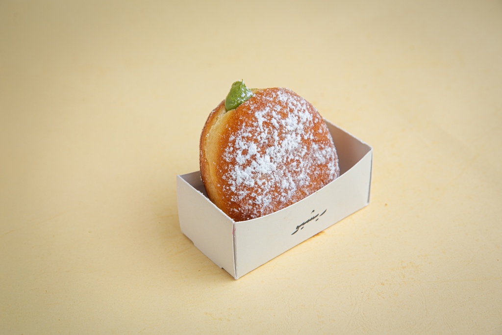 Pistachio Donut / دونت البيستاشو
